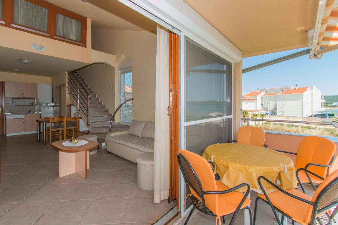 Apartments Matas ซูโกชัน ภายนอก รูปภาพ