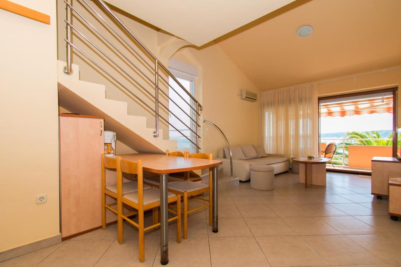 Apartments Matas ซูโกชัน ภายนอก รูปภาพ