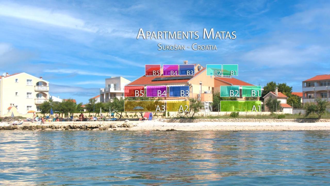 Apartments Matas ซูโกชัน ภายนอก รูปภาพ